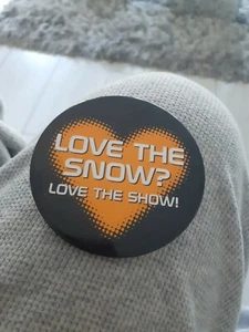 Love The Snow love the show Large Vintage badge - Picture 1 of 2