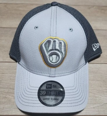 New Era Milwaukee Brewers MLB Gris-Out Neo 39THIRTY Sombrero Flexible Grande-Grande Foto 1 de 4