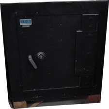 New listing
Diebold Reserve Bank Safe For Sale (Used)