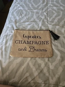 "Cupcakes Champagneand Dreams" Makeup Bag A1 - Picture 1 of 4