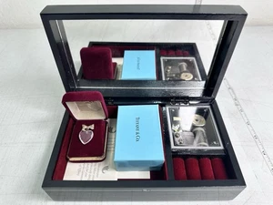 1983 Avon President’s Sales Award Tiffany & Co. Angela Cummings Spilla Music Box - Foto 1 di 19