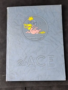 Lafayette Pilot School Yearbook 70th The ACE - Signed by Colonel USAF - box5 - Picture 1 of 6