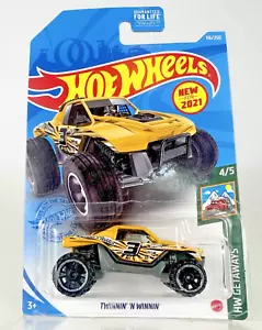 Hot Wheels 2021 HW Getaways 4/5 Twinnin' 'N Winnin' 116/250 - Picture 1 of 6