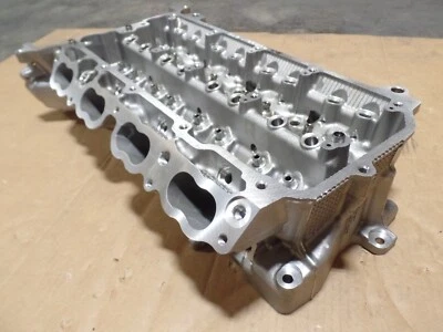 Nuevo OEM RH culata desnuda 2007-2017 Lexus LS460 GS460 LS600h 11101-39897 Foto 1 de 3