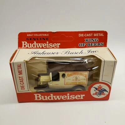 Vtg 1979 Budweiser Die Cast Metal Lledo Days Gone City Delivery Truck 1931 Car - Image 1 of 4