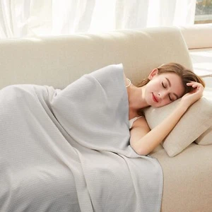 Cooling Blanket 100% Rayon Derived From Bamboo Cool Summer Blanket For Hot Sleep - Picture 1 of 8