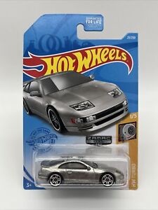 Hot Wheels Nissan 300ZX Twin Turbo ZAMAC W/Protector Case Walmart Exclusive 1/64