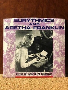 1985 Eurythmics SISTERS ARE DOIN’ IT FOR THEMSELVES 45RPM 7” w/Pic Sleeve (J159 - Picture 1 of 2