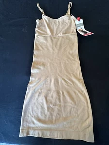 Neu mit Etikett Marilyn Monroe bequem formendes nahtloses Unterkleid beige Small - Bild 1 von 11