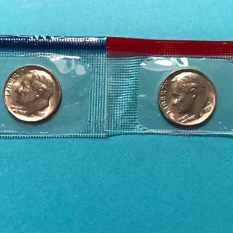 1985 P&D Roosevelt Dime  in US Mint Cello Unc Cover