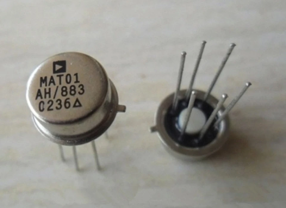 Transistor doble monolítico derecho AD/PMI MAT01AH CAN6 emparejado Foto 1 de 1