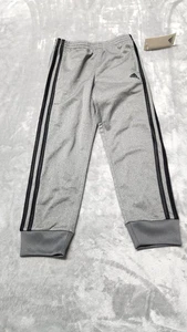 Adidas Größe 6 Kinder Essentials 3-Streifen offener Saum Fleece Hose grau neu mit Etikett - Bild 1 von 8
