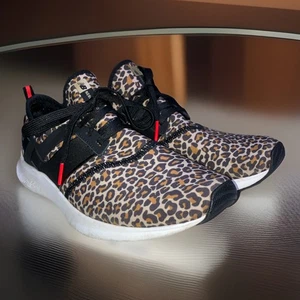 Zapatos para correr New Balance de espuma viscoelástica para mujer talla 9 B WNRGSFR1 leopardo - Imagen 1 de 10
