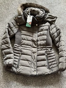 Joules Gosway coat. Faux fur. Padded Winter Jacket Removable Hood Size 10 £179 - Picture 1 of 4