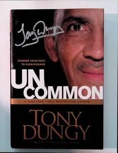 Poco común firmado por Tony Dungy Nathan Whitaker tapa dura de la NFL Colts Coach 2009 - Imagen 1 de 3