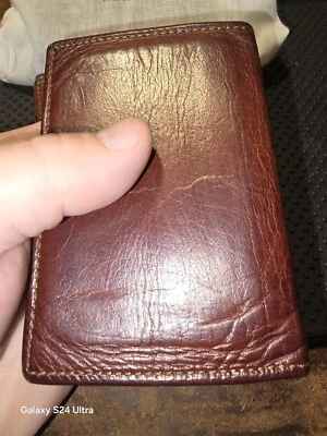 Cartera Coach Minimal Para Hombre Borgoña Limpia y Pulida A-1 ESTADOS In. Foto 1 de 4