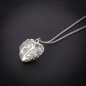 Luminous Heart Crystal, Glow in the Dark Necklace - Pale Green & Silver - Picture 1 of 2