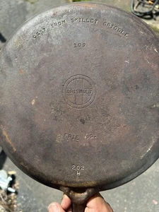 Griswold Cast Iron Small Logo 109 Skillet Griddle Needs Restoration. - Picture 1 of 8