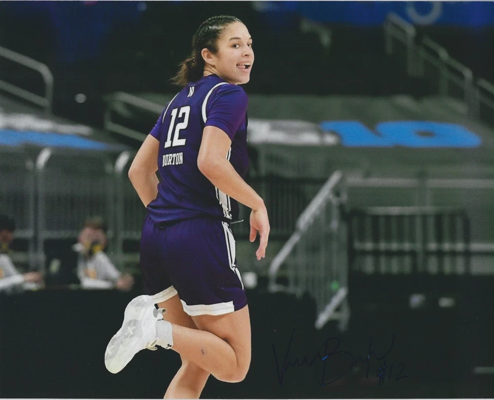 VERONICA BURTON Signed 8 x 10 Photo WNBA Basketball DALLAS WINGS Northwestern - Image 1 of 1