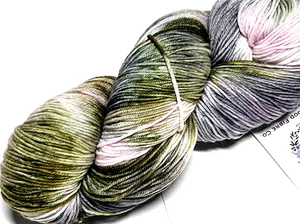 COUNTRY ROSE 100g Skein 437yd Ravenswood Fibre ROBIN WOOD Merino Wool N Fgr YARN - Picture 1 of 8