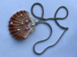 Pilgermuschel - Jakobsmuschel 8 Süßwasser/ Ziehrperlen Aufhängung 925 Silber - Bild 1 von 7