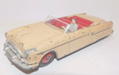 Dinky Toys No.132 Packard Convertible Car (1955-1959).  - Image 1 of 4