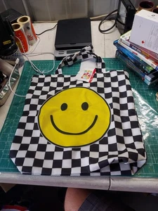 Smiley Face Checker Board Cute Tote Bag 15x15 New - Picture 1 of 4