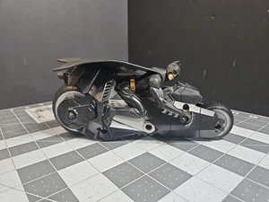 Batman Batcycle DC Comic Push Friction Motorrad Actionfigur Dark Knight 2005 - Bild 1 von 14