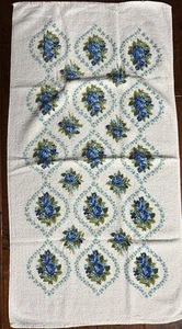 VTG NEW FRUIT OFTHE LOOM TOWEL~BLUE ROSES~36"BY 19"~NEW OLD STOCK - Picture 1 of 5