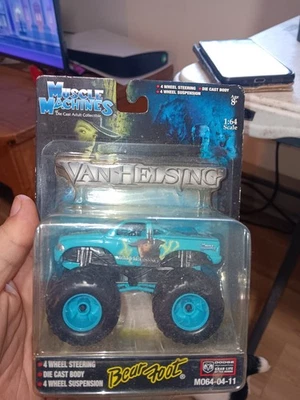 Muscle Machines Van Helsing Bear foot 1:64 Die cast - Image 1 of 2