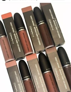 NUEVO Lápiz labial líquido Shades MAC Powder Kiss Elige 1 en caja Auténtico - Imagen 1 de 1