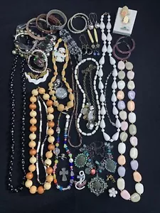 Vintage Women’s Boho Jewelry Lot Necklace Bracelet More Bohemian AS SHOWN JB995 - Picture 1 of 11