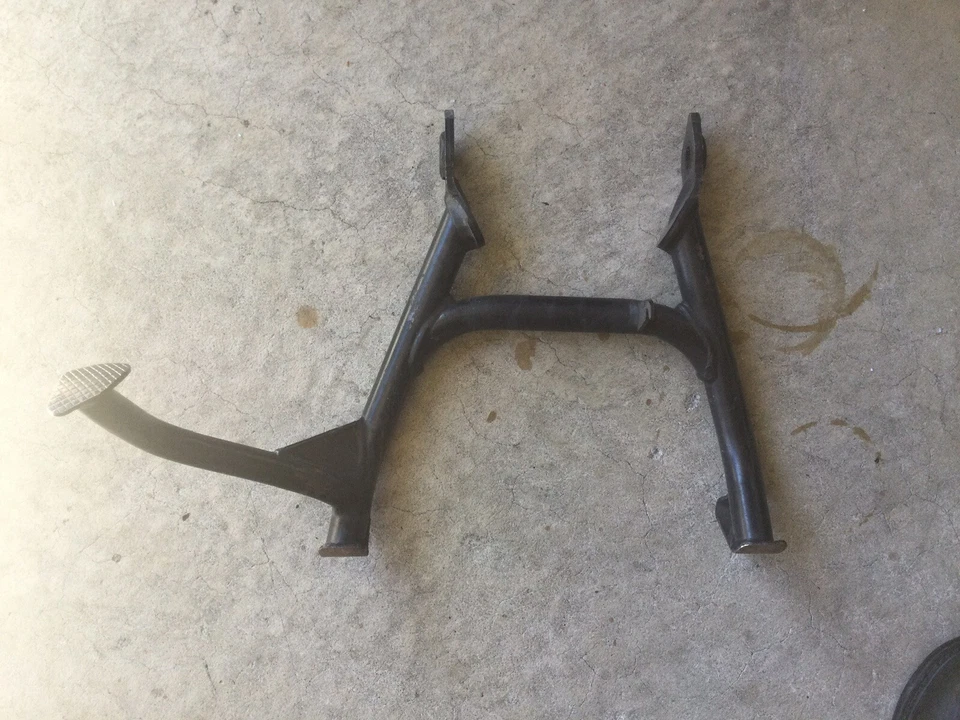 Suporte central 2003 Ducati ST4S OEM. - Imagem 1 de 1