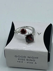 Avon Good Night Red Kiss Ring Size 6 NIB - Picture 1 of 4
