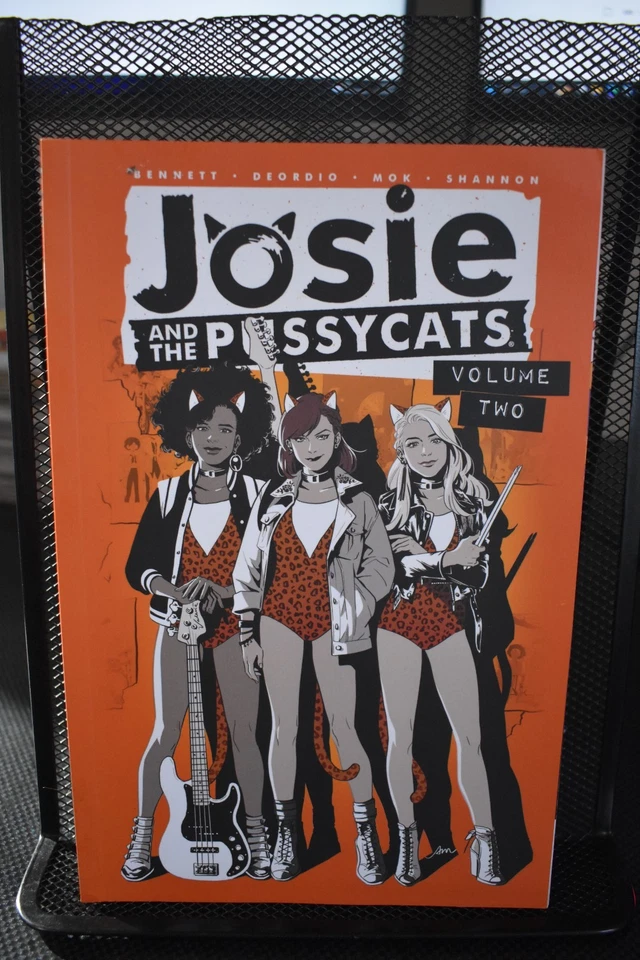 Josie and the Pussycats Volumen 2 Archie Comics TPB RARO Jughead Betty Veronica Foto 1 de 1