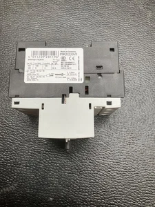SIEMENS 3RV1021-1KA10 Motorschutzschalter GEBRAUCHT - Bild 1 von 5