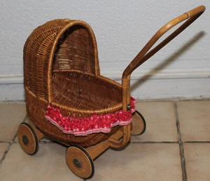 Korbpuppenwagen schöner alter Korbgeflecht Puppenwagen DEKOrativ - Bild 1 von 9
