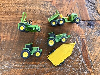 John Deere ERTL Toy 1:32 1:64 Tractor Lot Vehicles Trailer 6x4 Gator Mower Z930M - Image 1 of 4