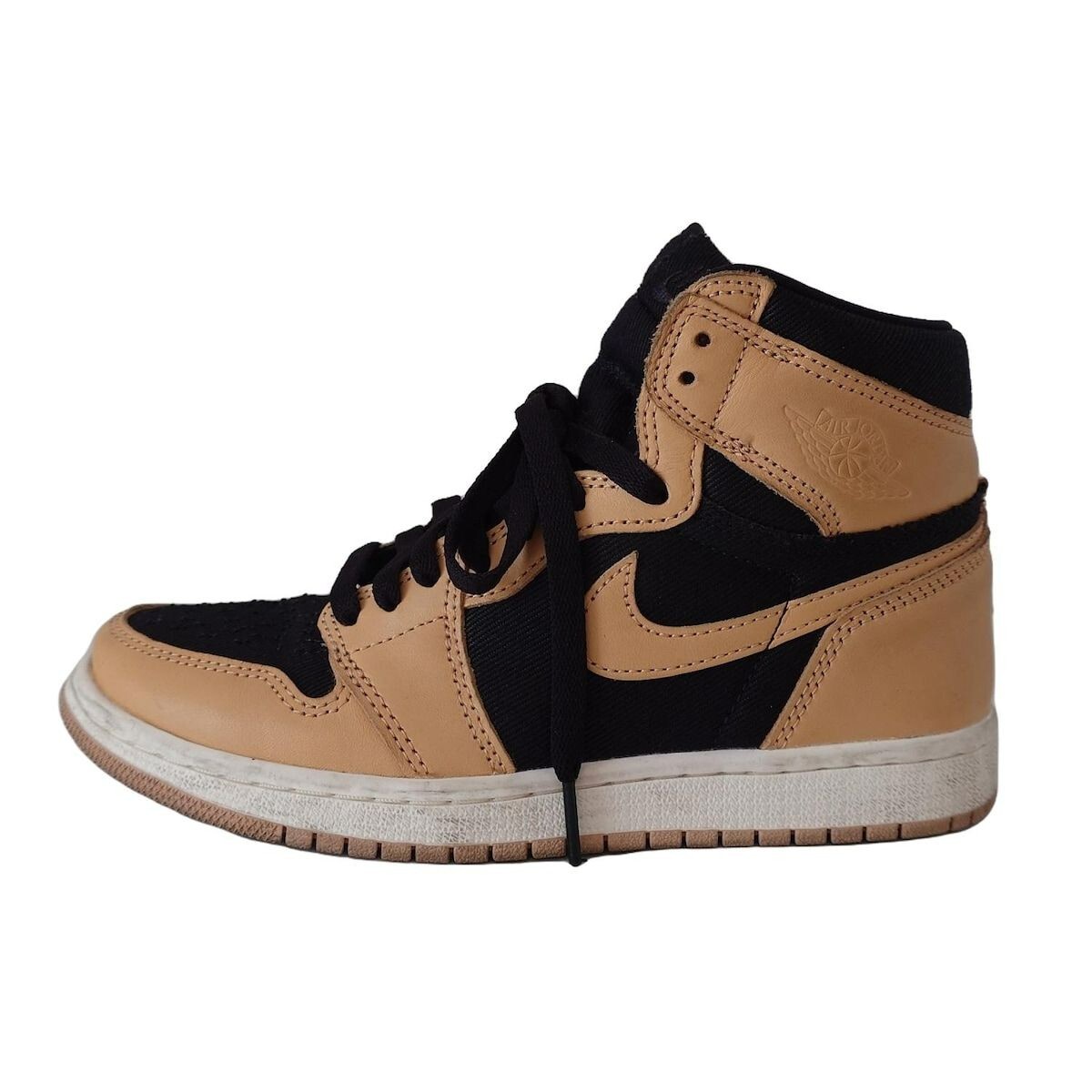 Jordan 1 Retro High Black Vachetta Tan for Sale Jordan 1 Retro High Black Vachetta Tan for Sale