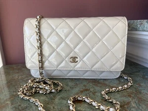 Chanel Classic O Mini Bag Woc Patent Leather White Gold Hardware - Picture 1 of 12