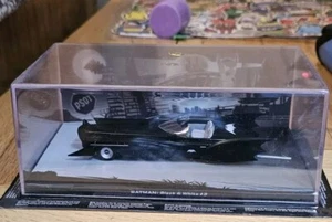 EagleMoss BATMAN AutoMobilia #76 with mag batmobile - Picture 1 of 2