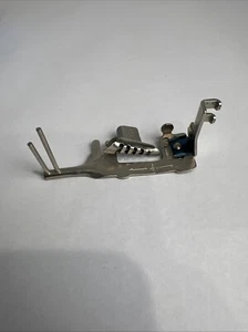 Vintage Singer 161420 Multi Schlitz Ordneraufsatz für Schrägschaftmaschinen - Bild 1 von 8