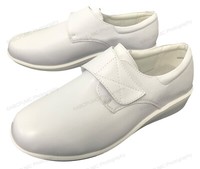 women's nursing shoes wide width