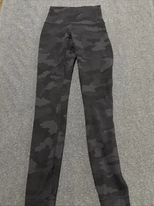 Lululemon - Picture 1 of 2