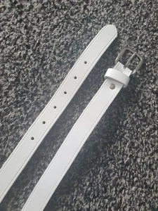Cinturón de cuero real blanco talla L 35-40" para dama NUEVO - Imagen 1 de 3