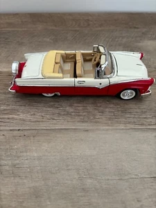 Sunnyside 1955 Ford Crown Victoria Convertible, 1:24 scale - Picture 1 of 11