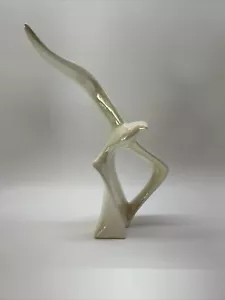 Seagull Sculpture Ceramic Mid Century Modern Bird In Flight Iridescent Off White - Picture 1 of 7