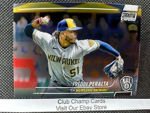2022 #370 Freddy Peralta Topps Stadium Club Chrome Baseball Brewers - Imagen 1 de 2