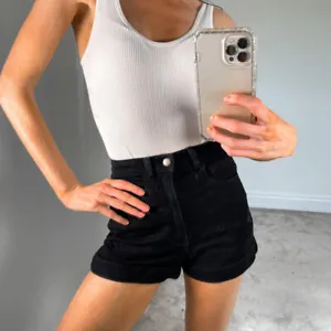 American Apparel Denim Good Looking Summer Women Short - Excellent Condition - S - Picture 1 of 4