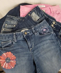 Lot of 5 Pair Girl's Short/Capris Old Navy, Cherokee, Faded Glory, Etc Sz 10/12 - Picture 1 of 11